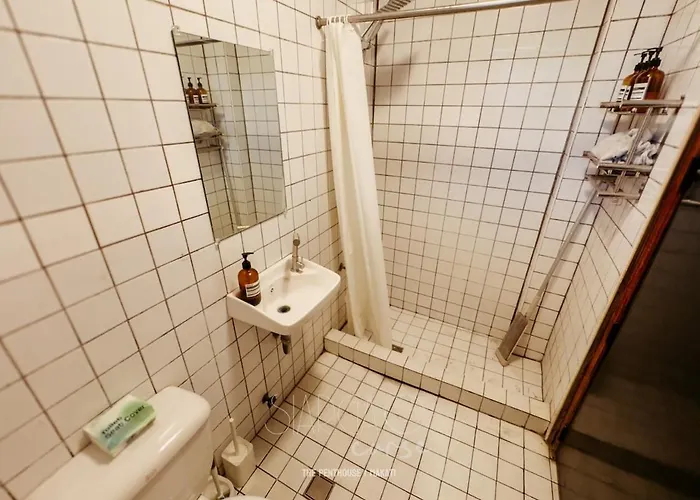 Hidden Gem - Spacious Penthouse With Siargao Vibe * Manila