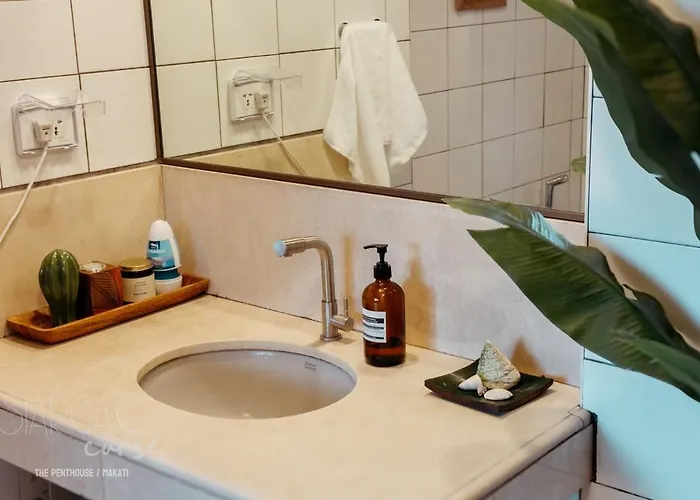 Apartment Hidden Gem - Spacious Penthouse With Siargao Vibe