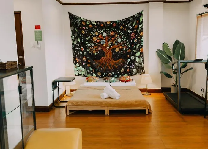 Hidden Gem - Spacious Penthouse With Siargao Vibe Apartment Manila